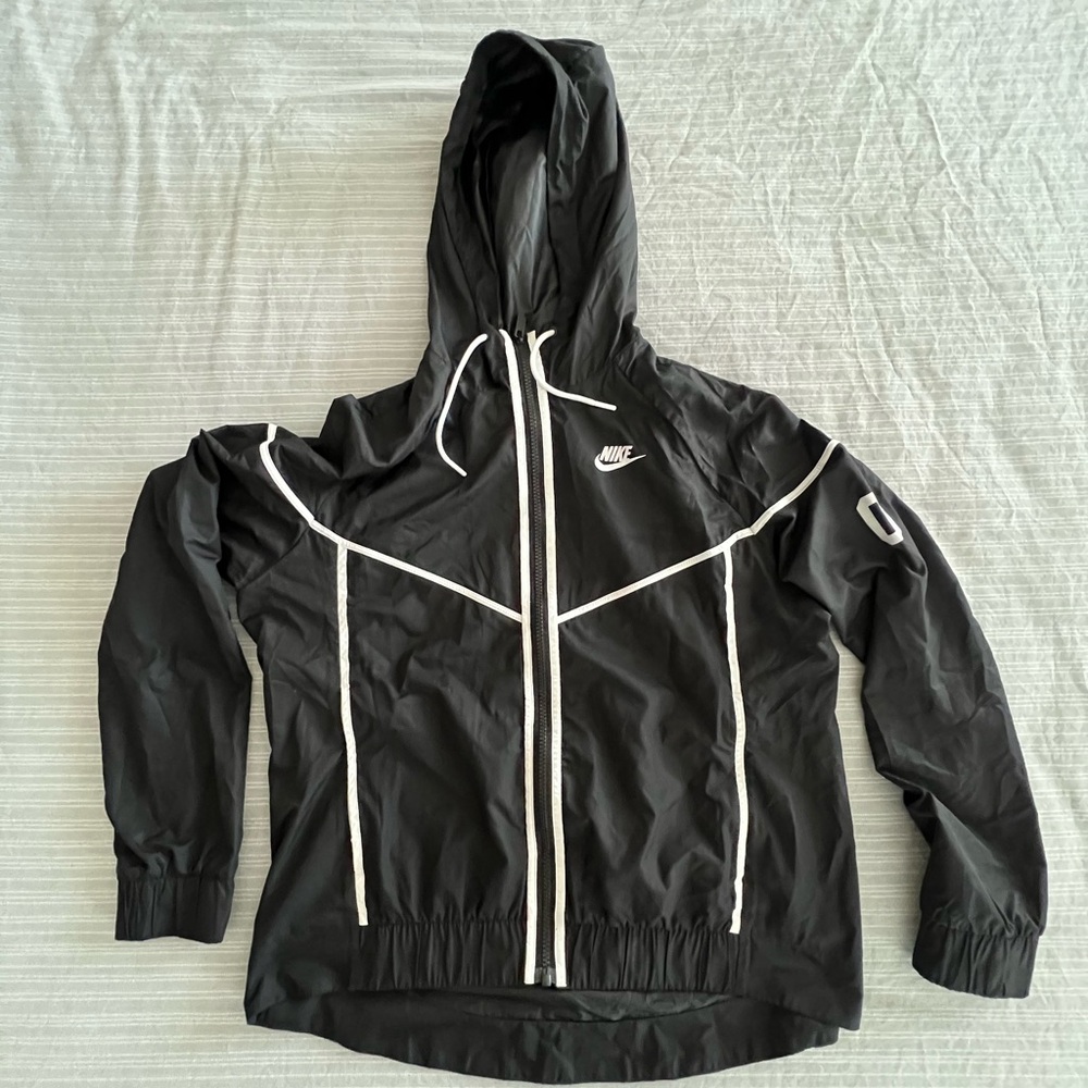 Nike Women's Black Hooded Windbreaker Jacket